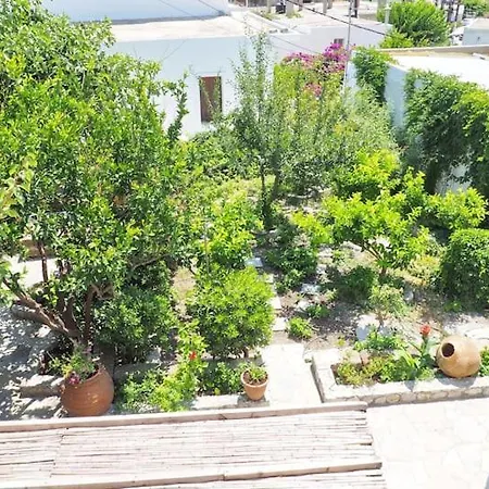 Apartment Cycladic House In
