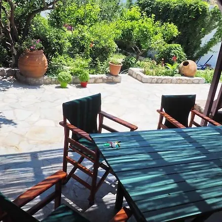 Cycladic House In Apartment Skyros