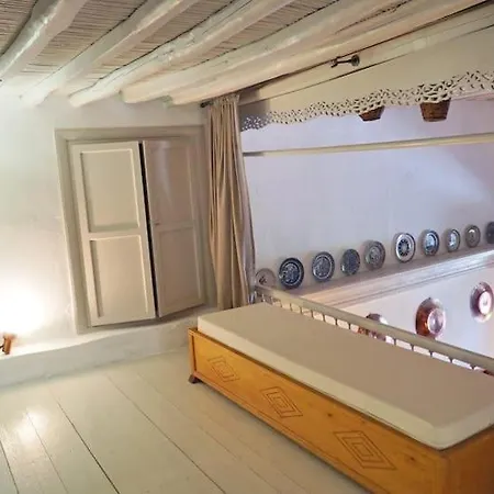 Cycladic House In Apartment